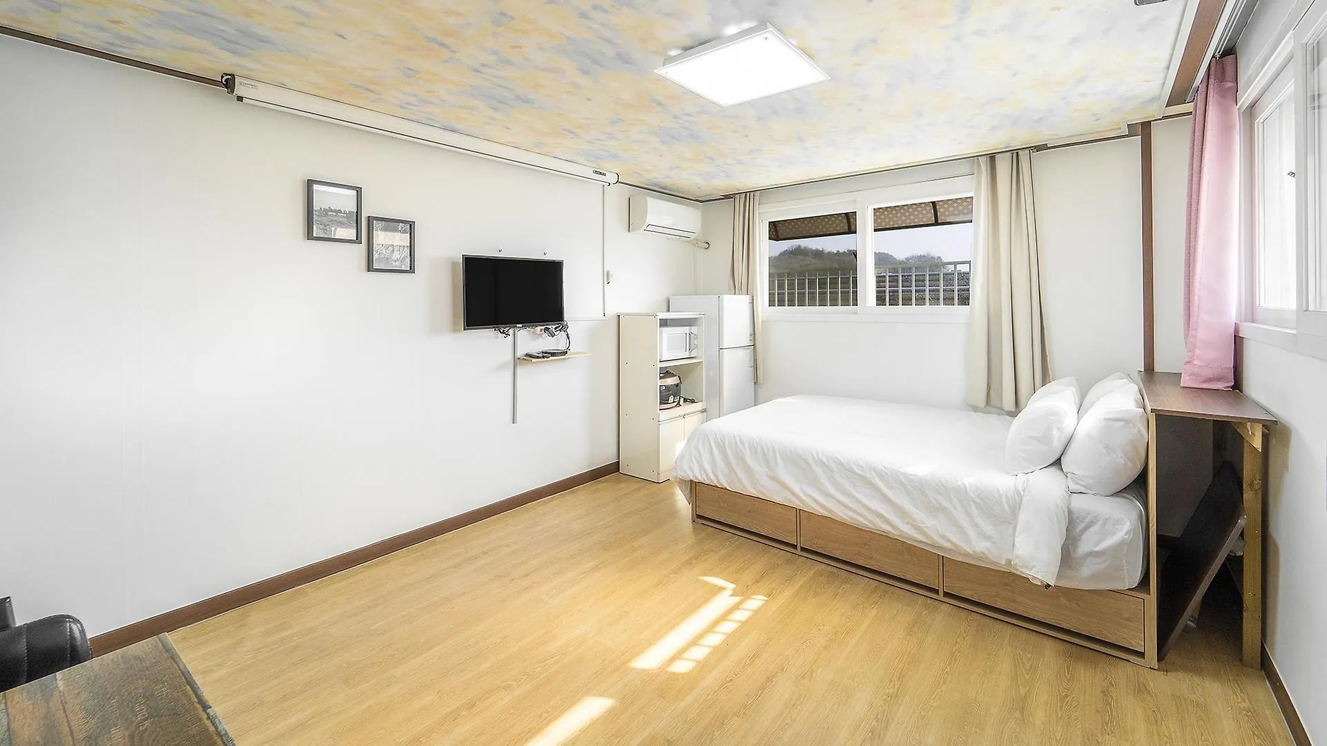 Yeongheungdo Ttobagi Pension Incheon